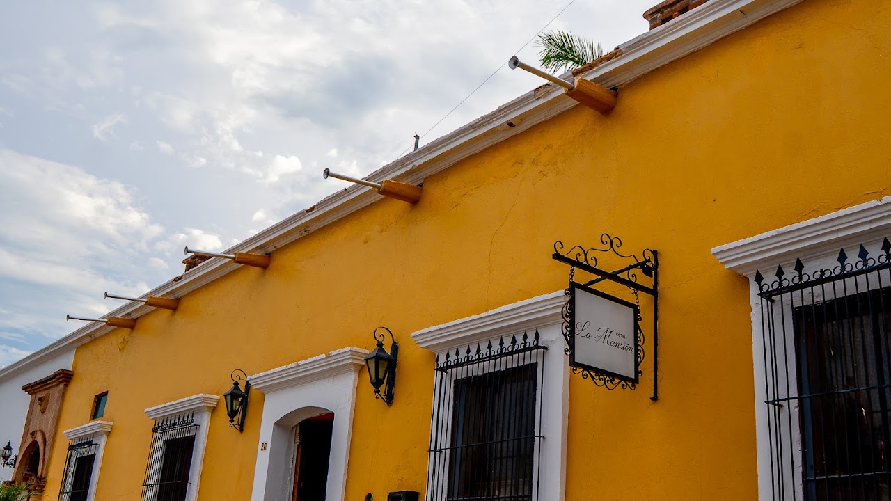 La Mansión Hotel