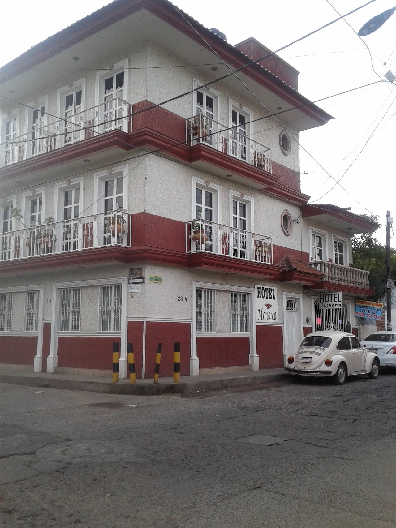 Hotel Monarca