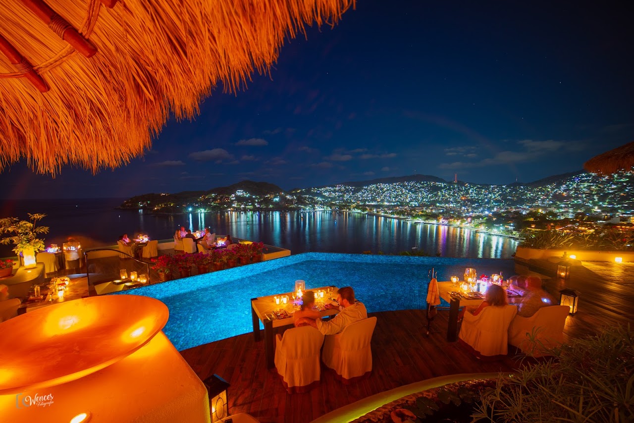 Tentaciones Hotel & Restaurant