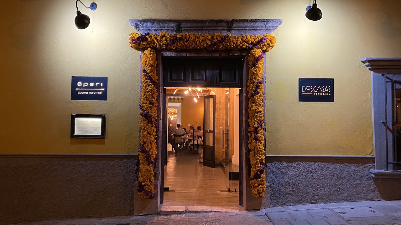 Dos Casas Hotel