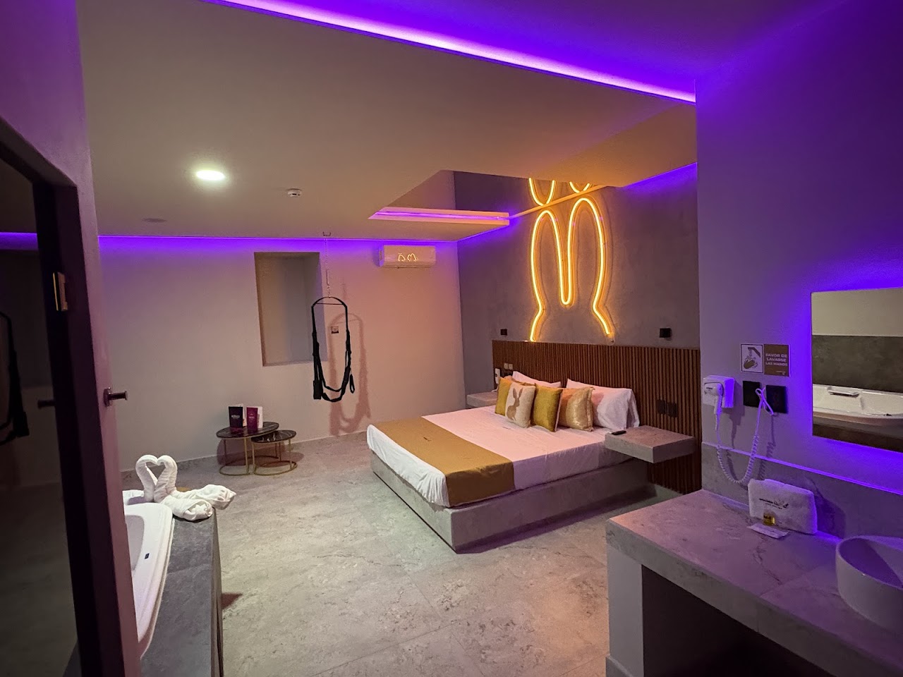 Motel Boutique Golden Rabbit