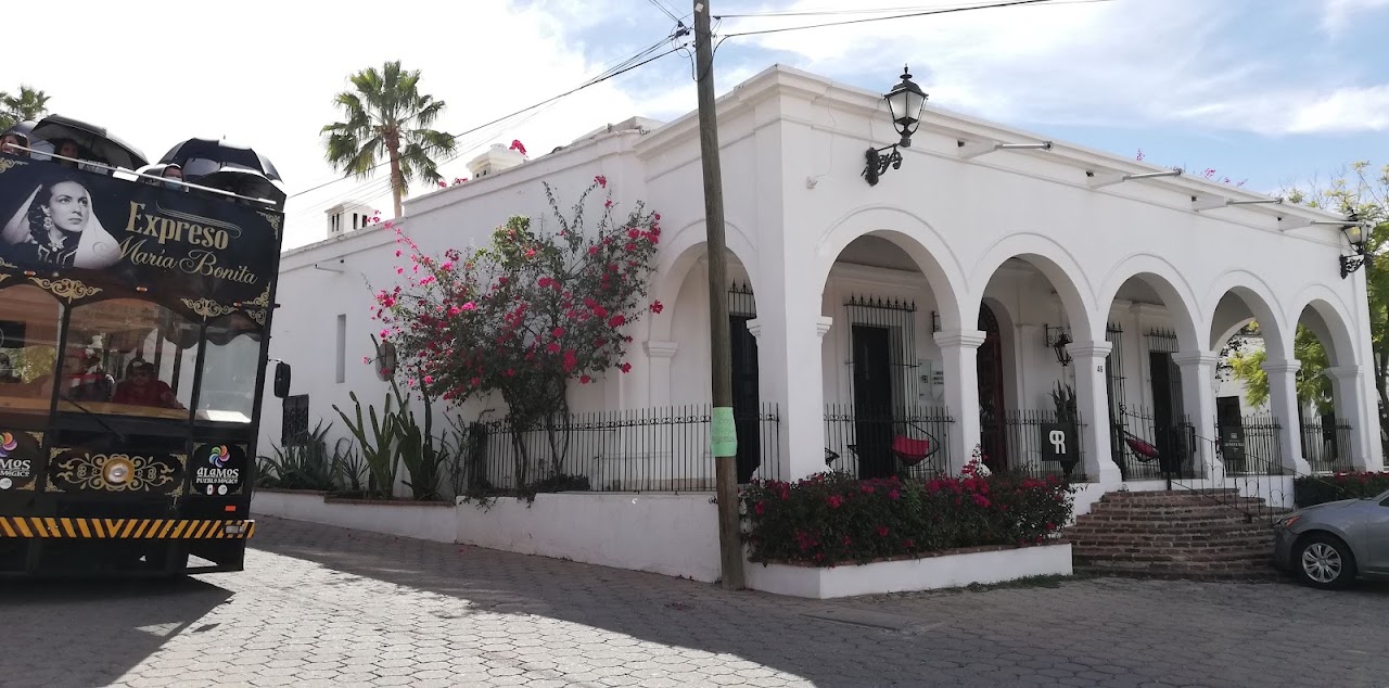 La Puerta Roja Hotel Boutique.