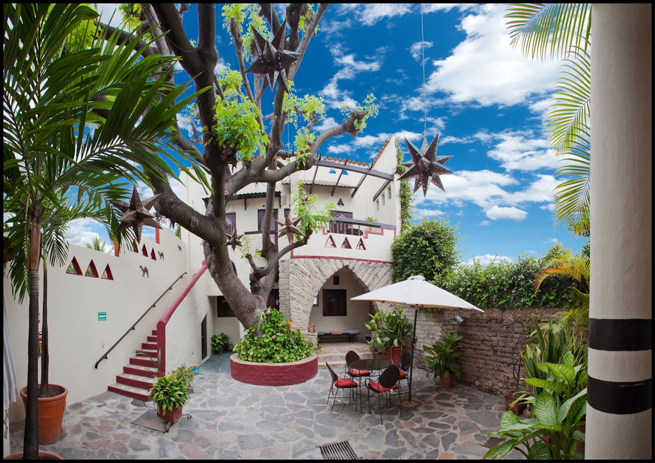 Hotel Casa Blanca