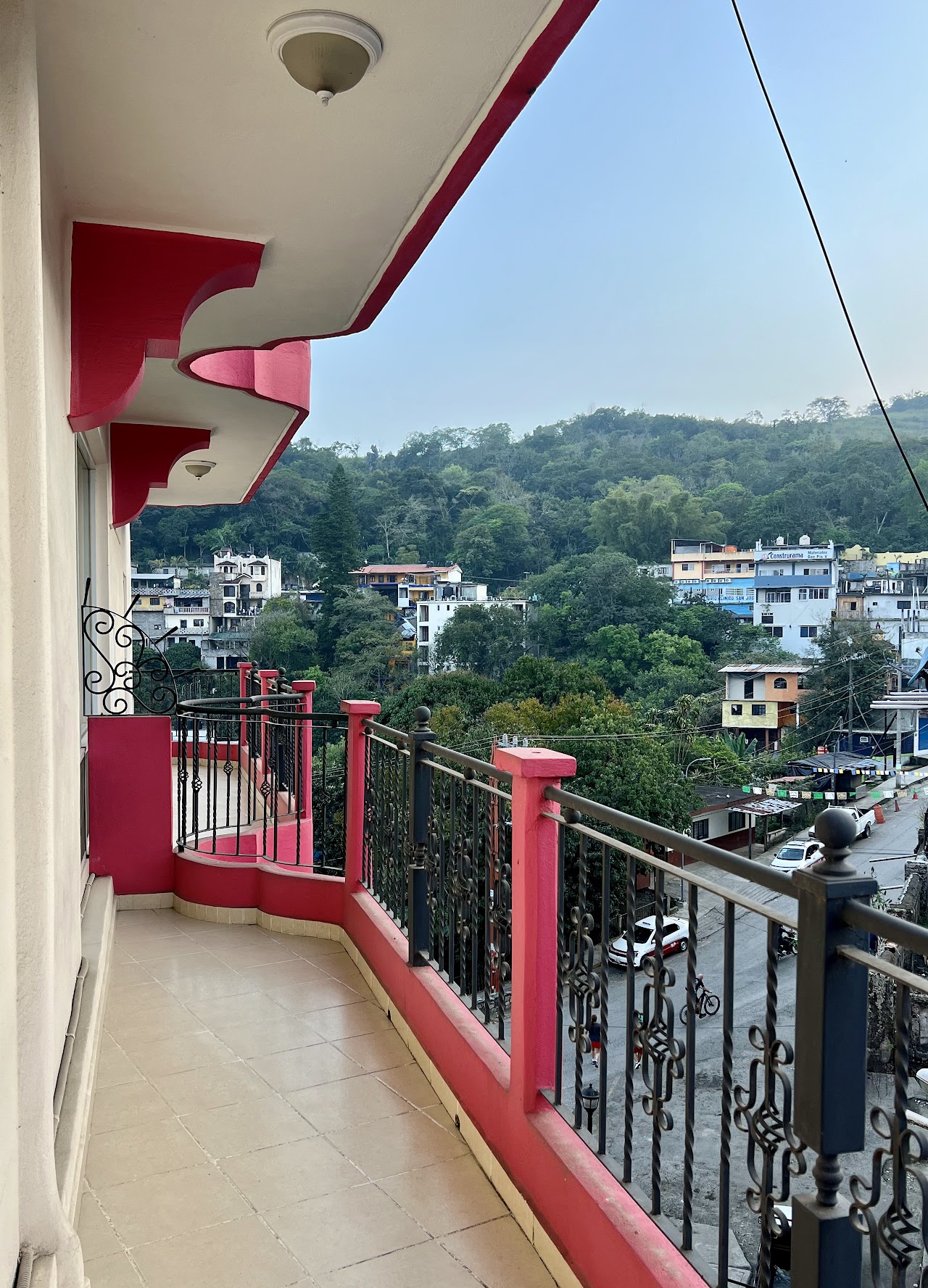 Hotel y Suites Puerta del Cielo