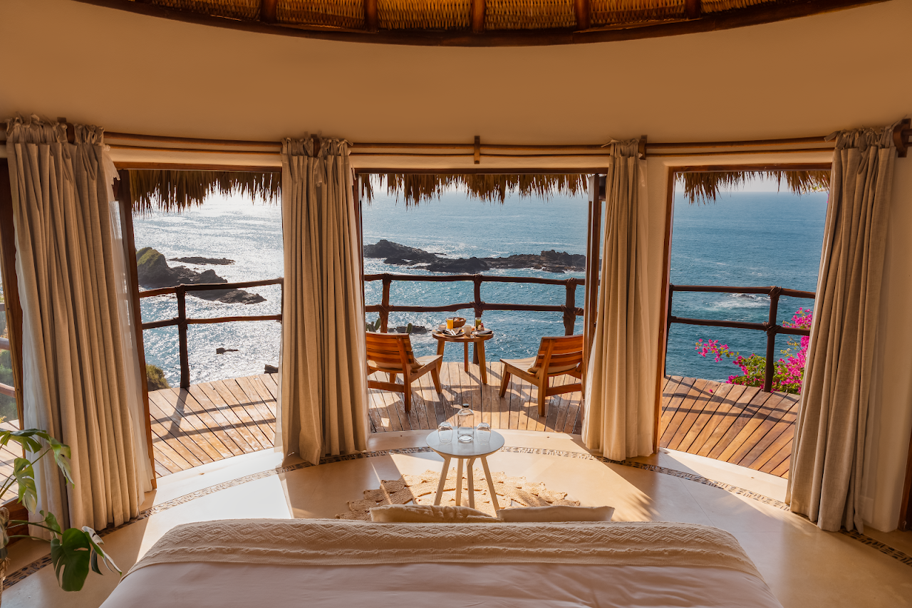 Zoa Hotel