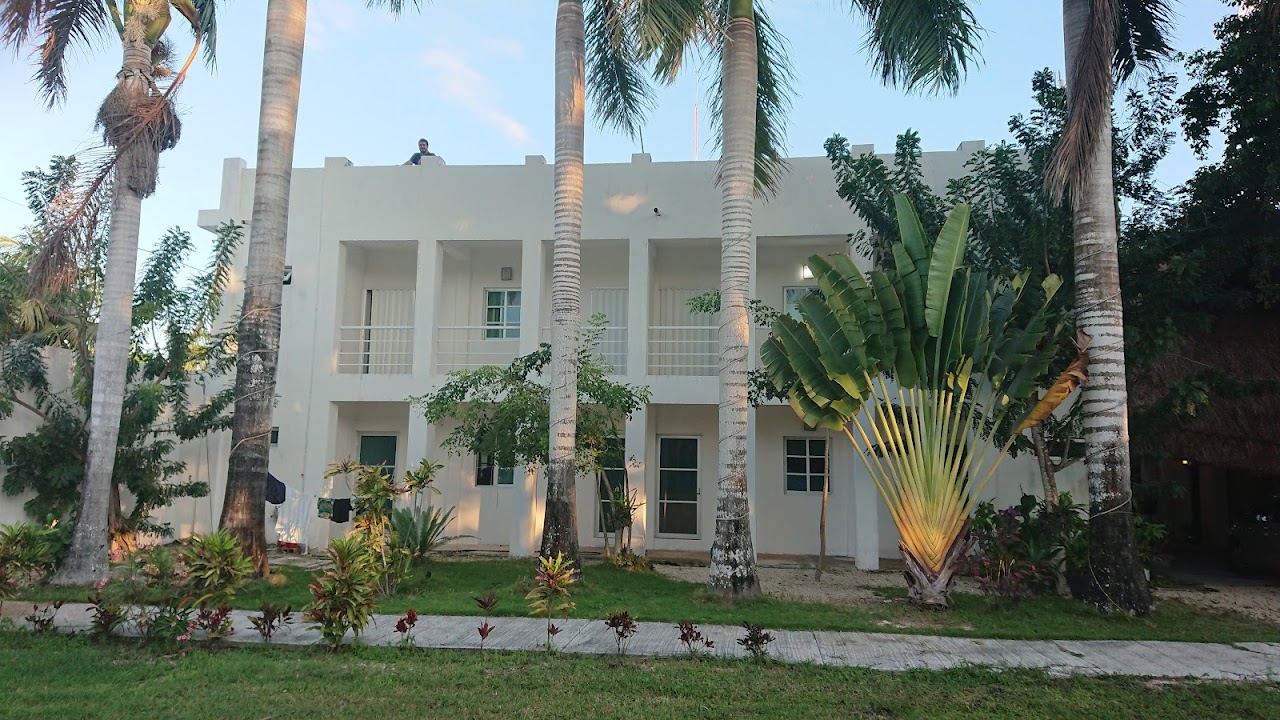 Charlys Hotel