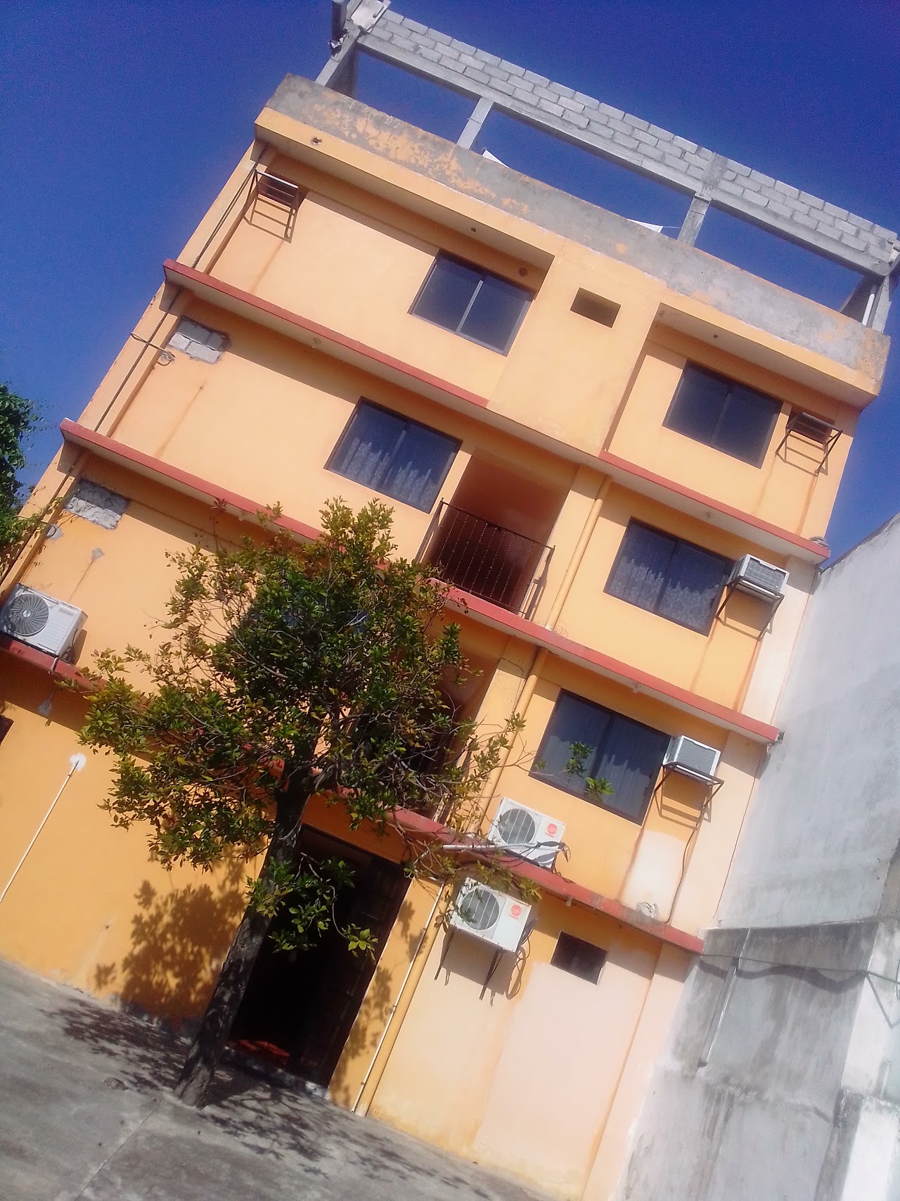 Hotel Brendita Inn