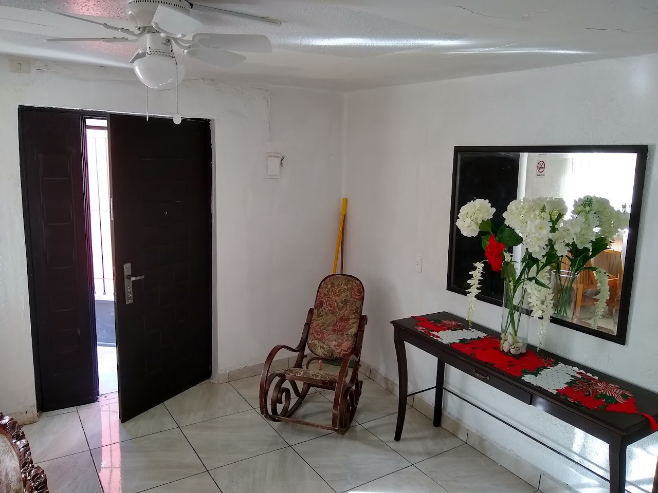 HOTEL "REAL DE LOS AZULES"