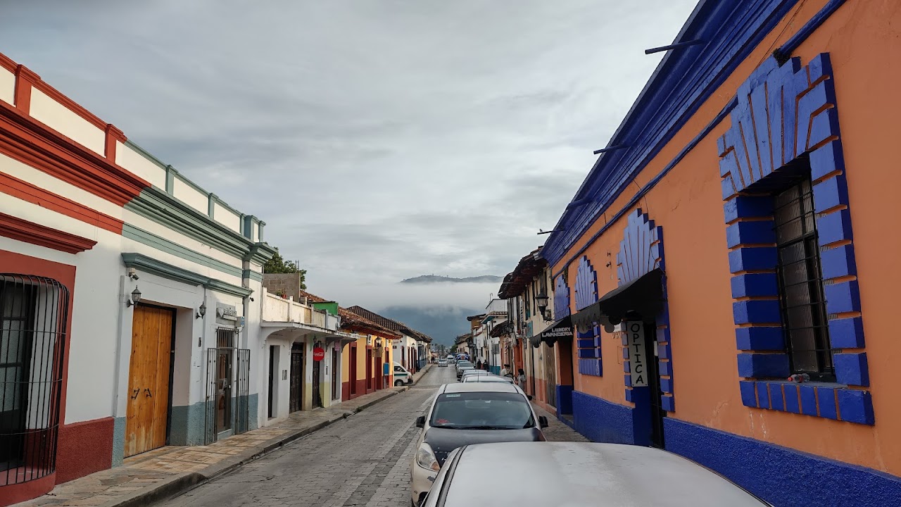 LA CASONA HOTEL