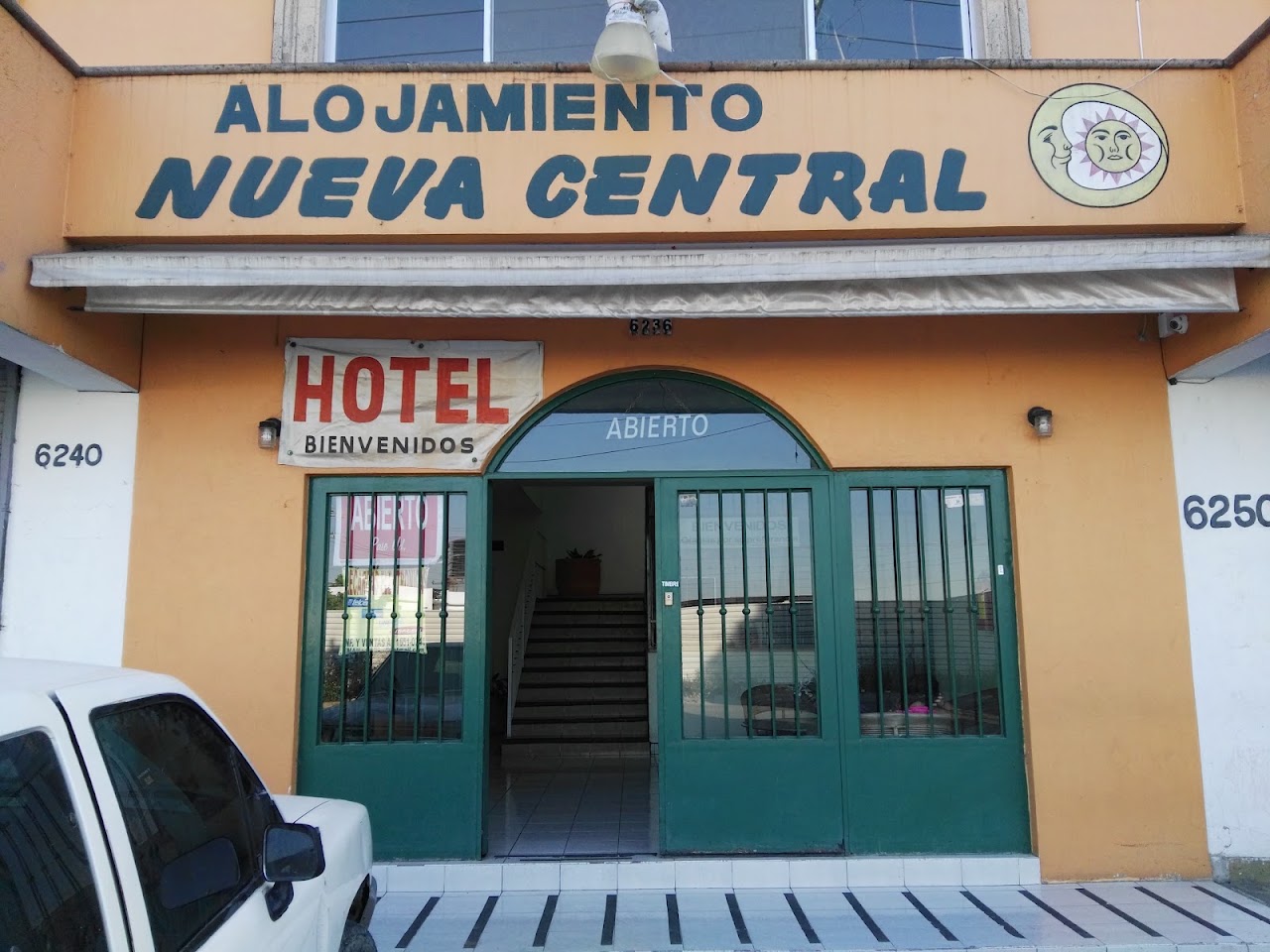 Alojamiento Nueva Central