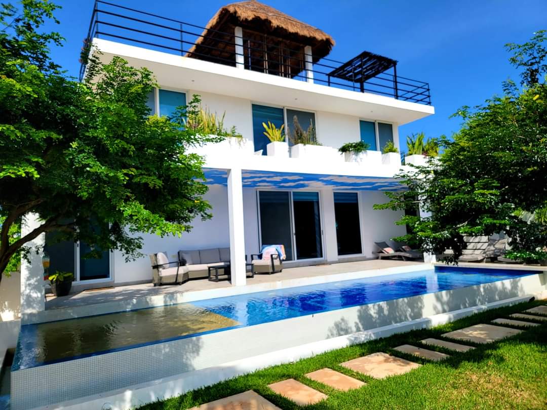 Casa De la Luna Loca