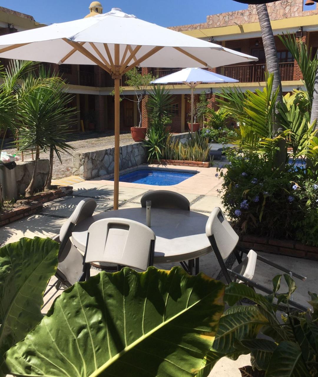 Hotel Montroi Express