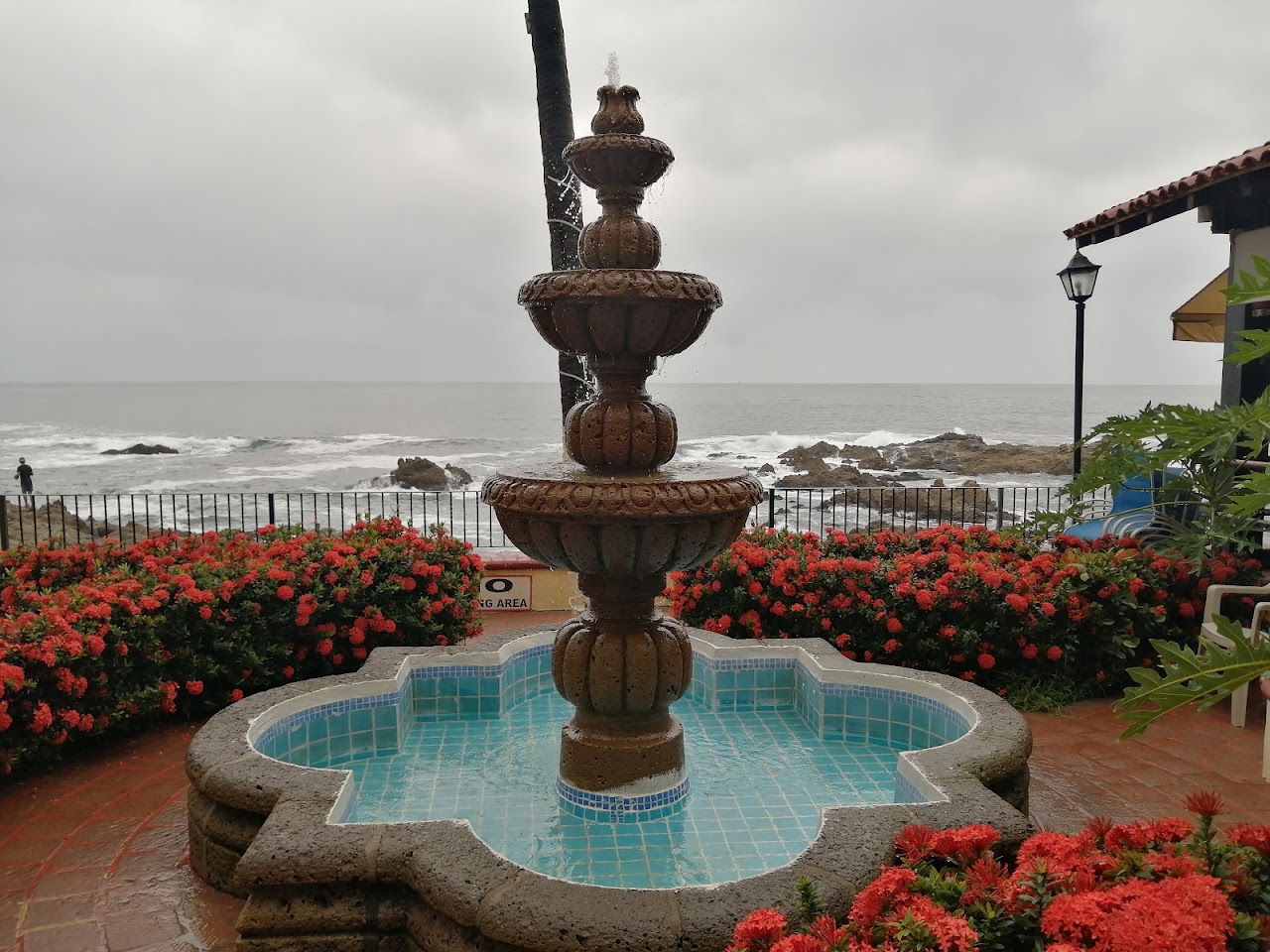 Lindo Mar Resort