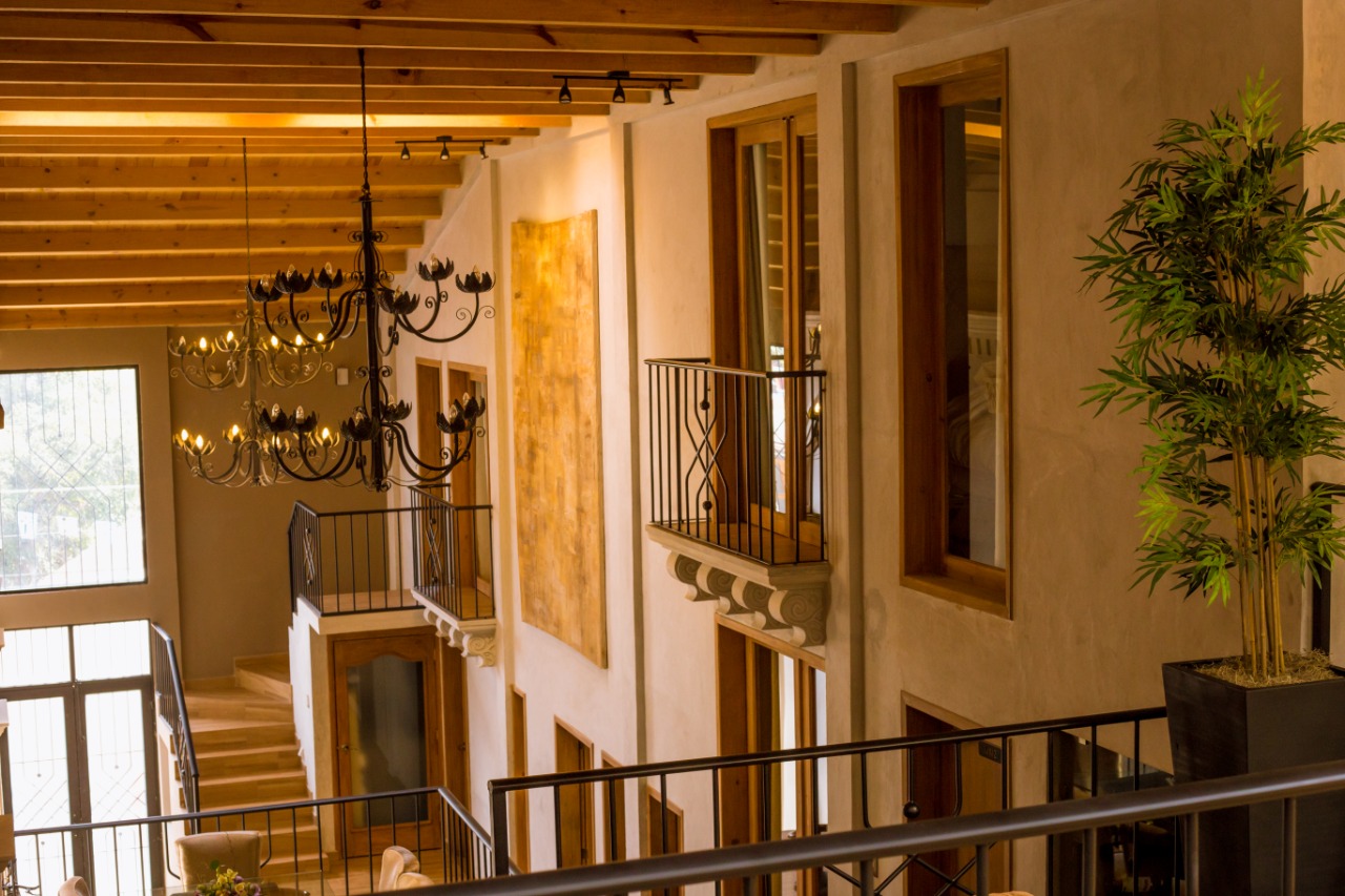 CASA NEEK