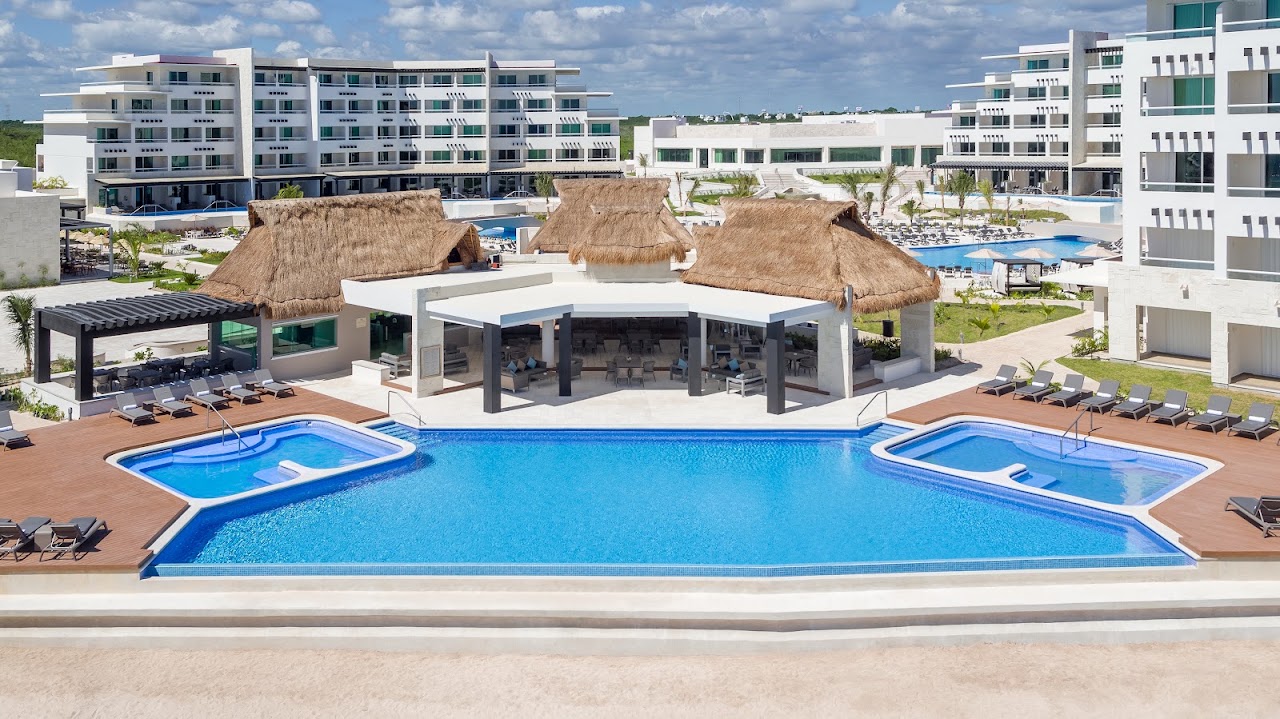 Ventus at Marina El Cid Spa & Beach Resort