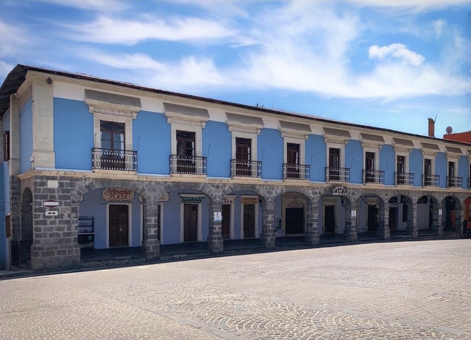 Hotel Los Portales