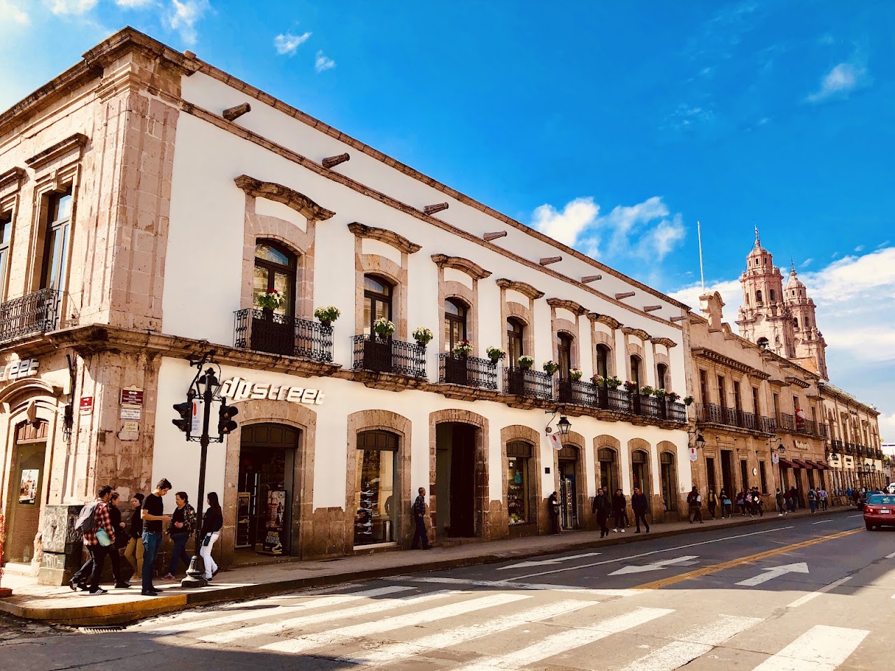 HERENCIA by Hosting House