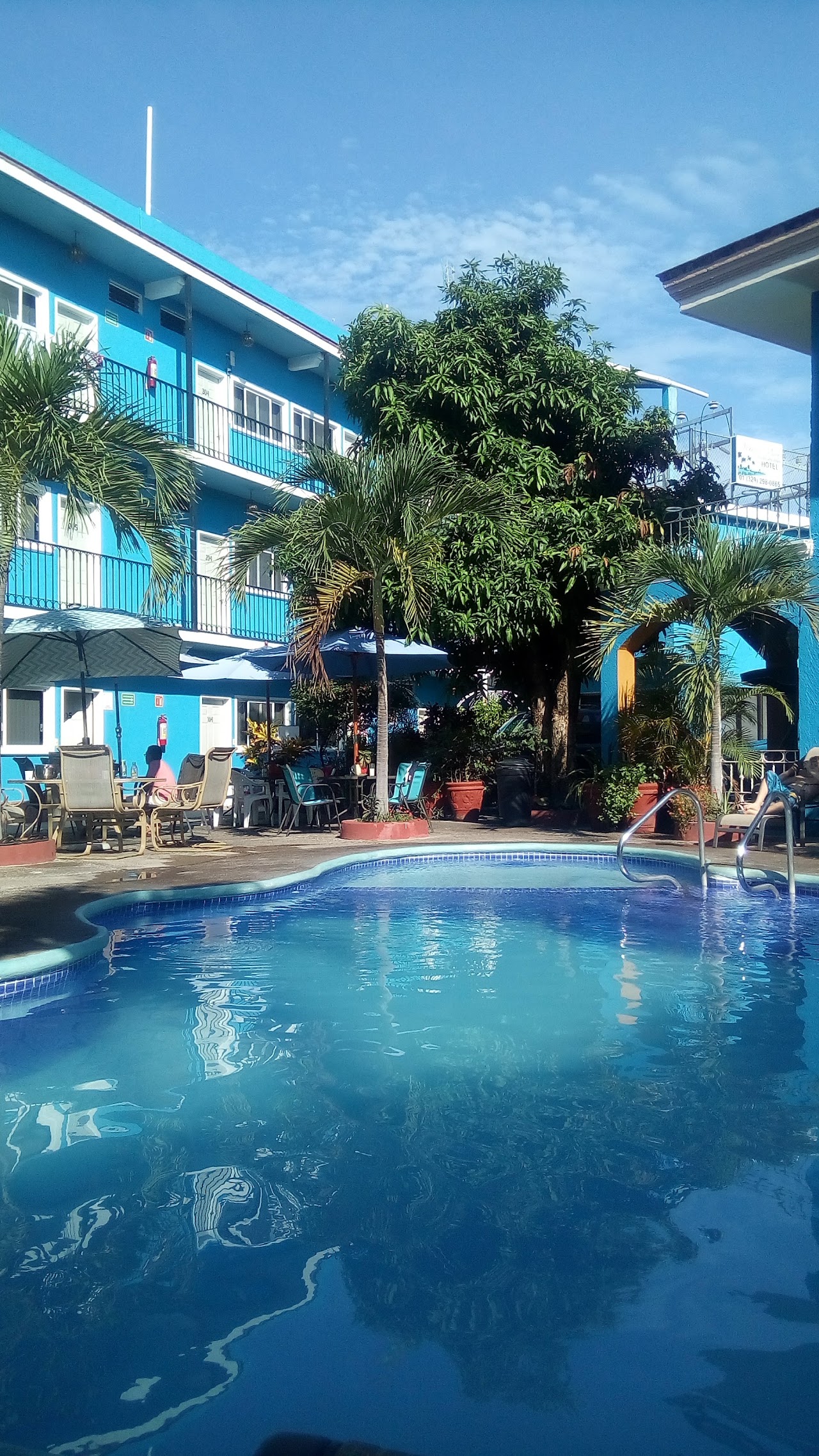 Marco's Place Suites & Villas