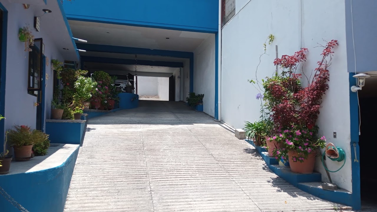 Hotel Rinconada Garage