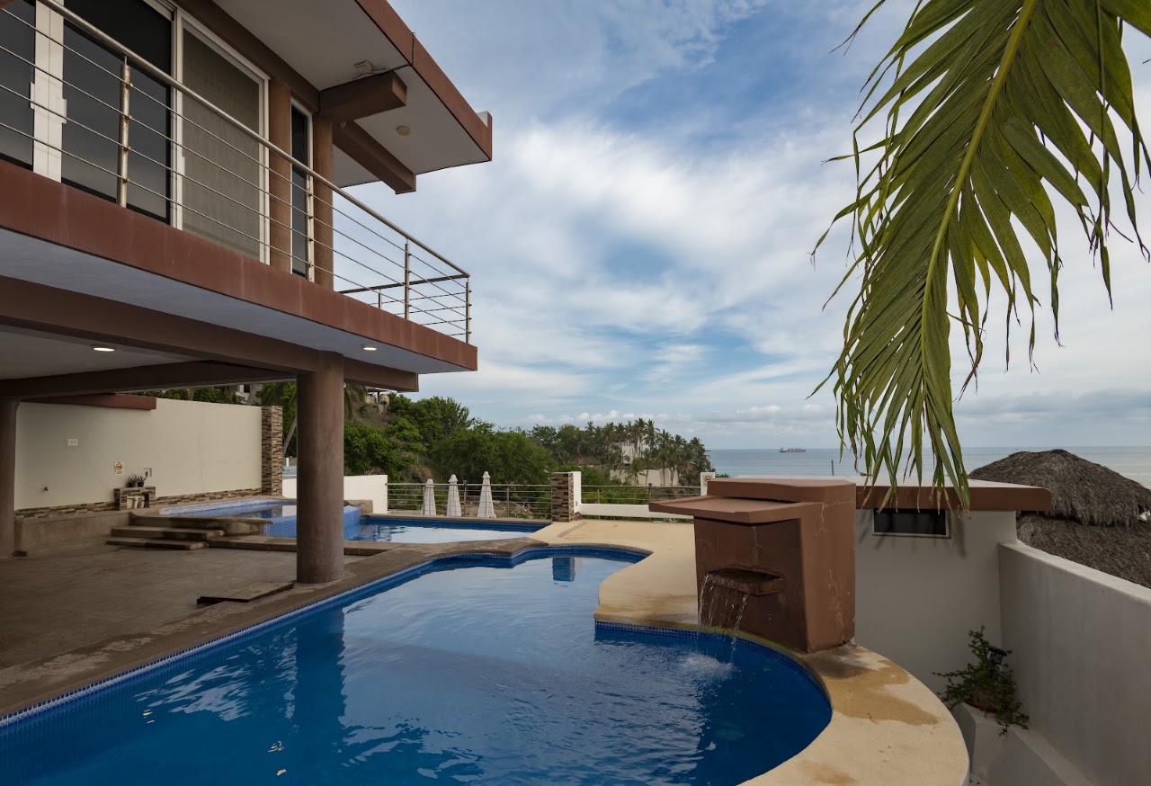 Grand View Suites