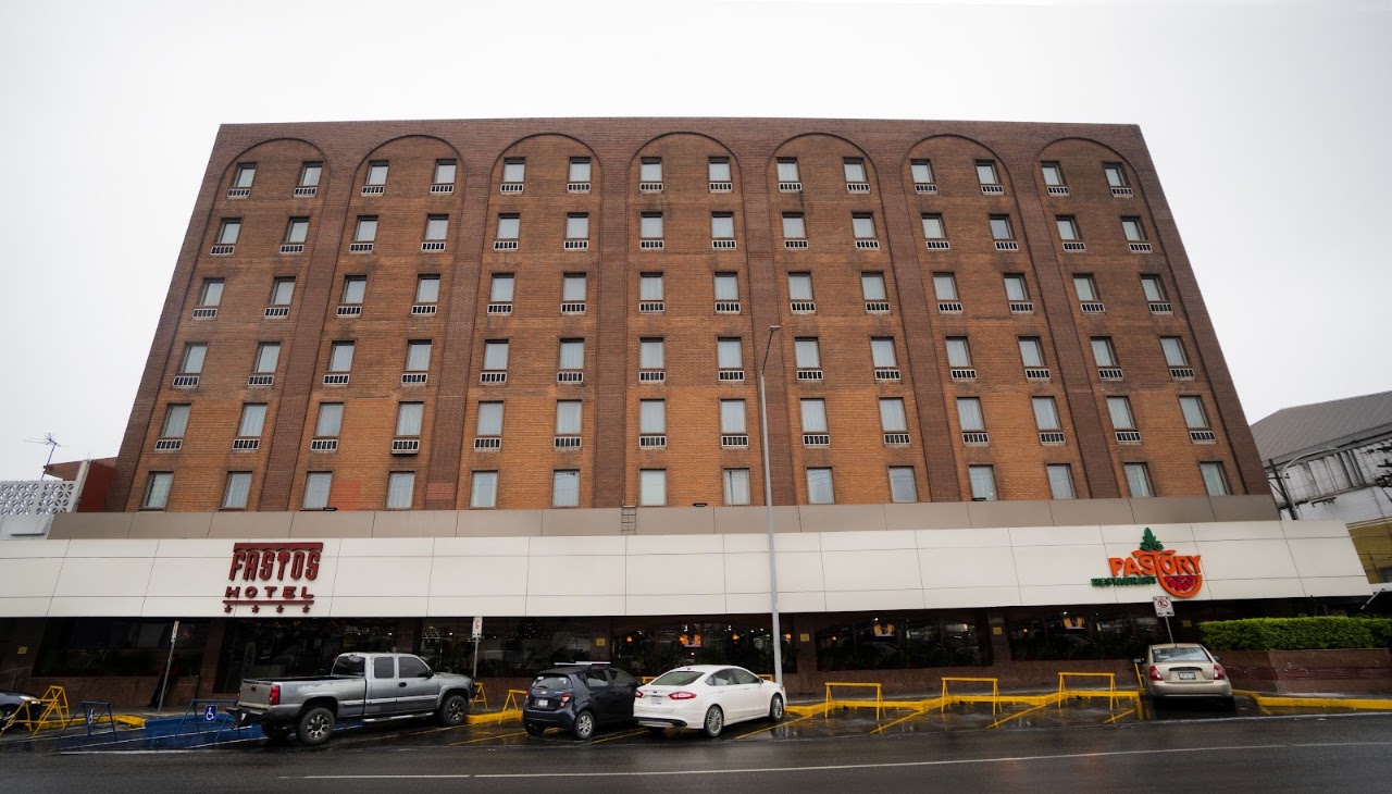 Fastos Hotel