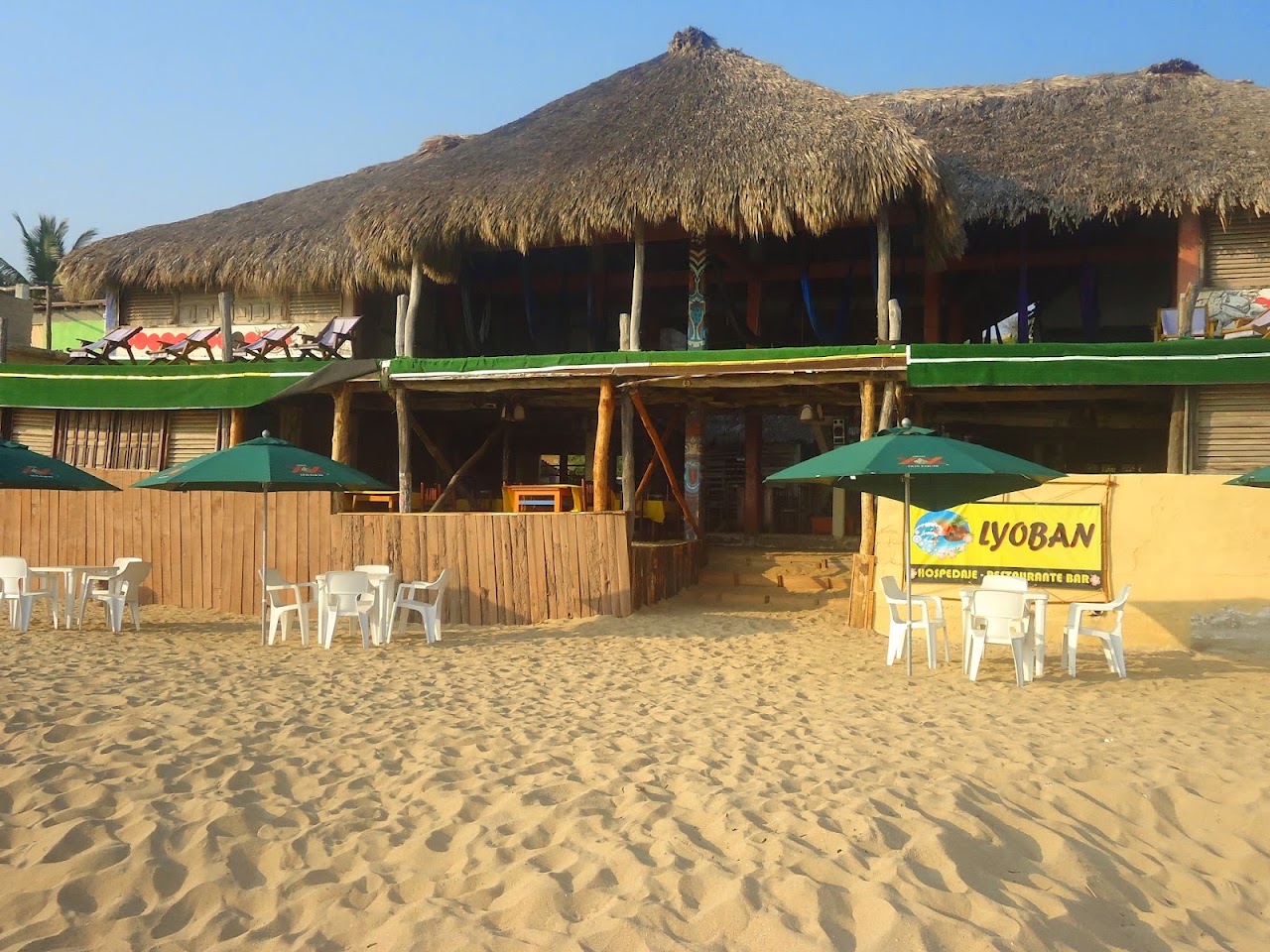 Lyoban Zipolite