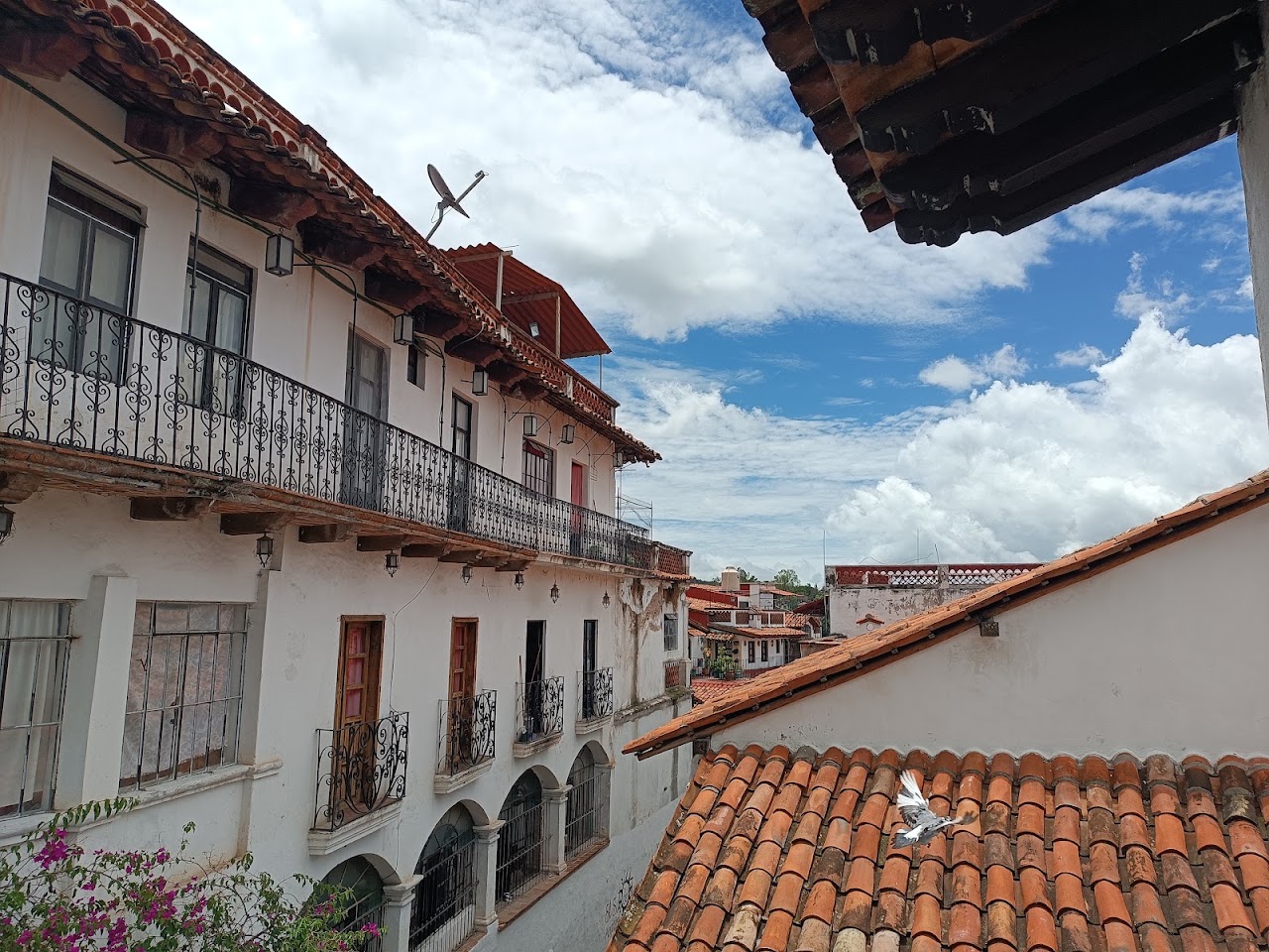 HOTEL ALEIA. Centro