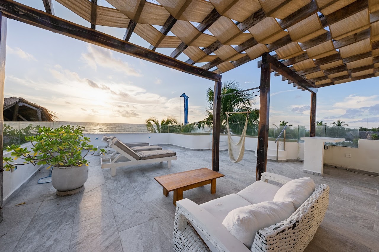 Playa Canek Beachfront Eco Hotel