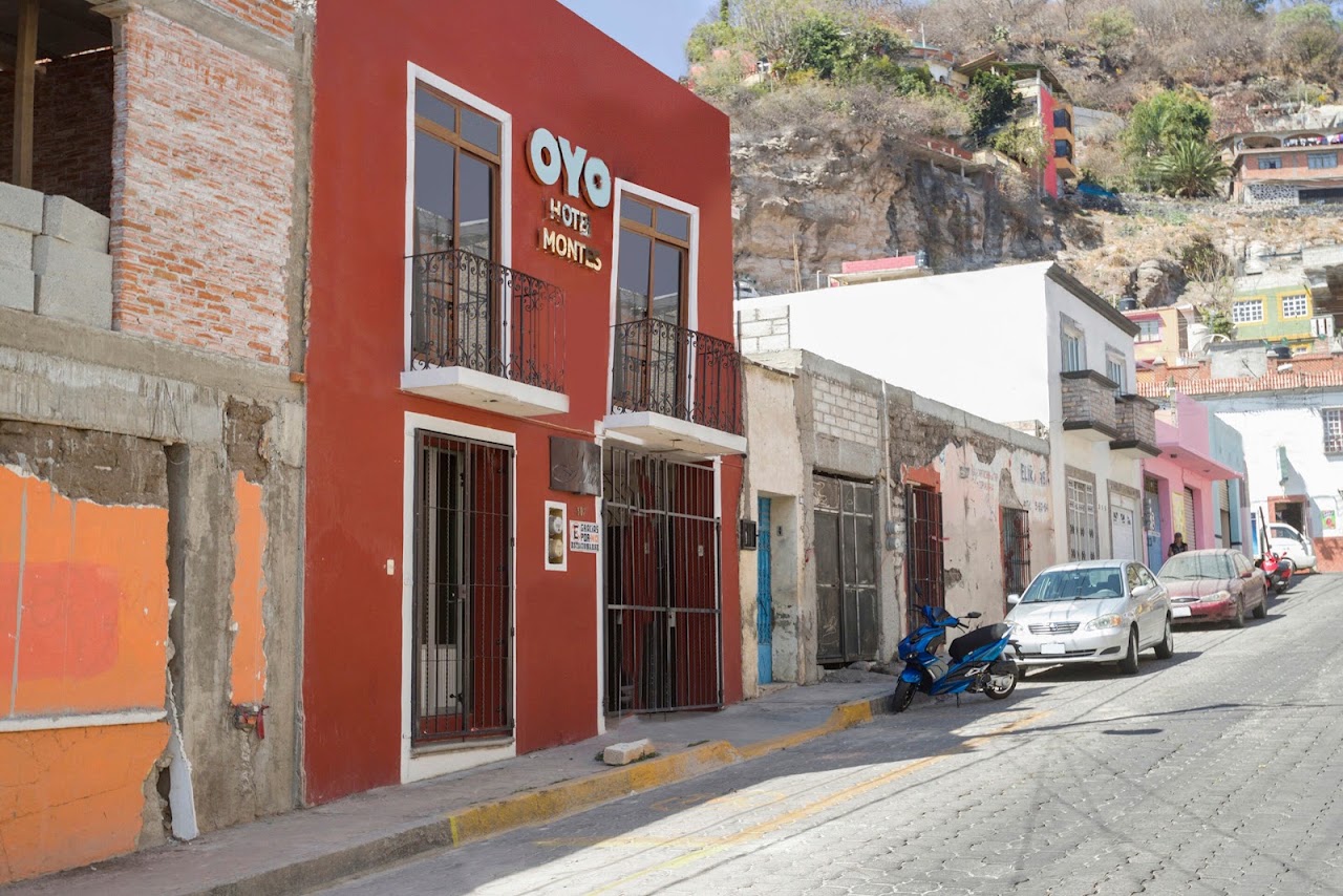 THE MONTES HOTEL