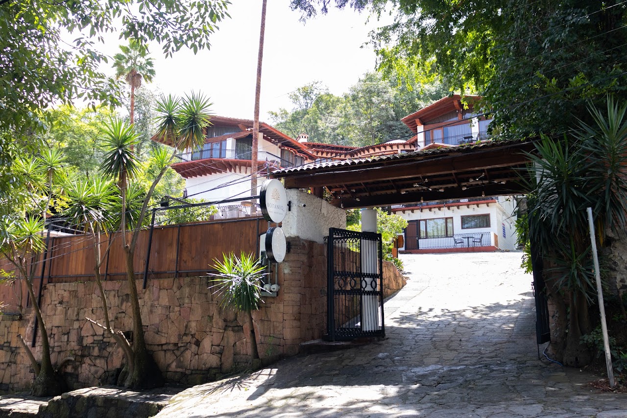 Botaniq Hotel Boutique