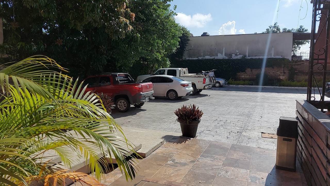Hotel Aztlán