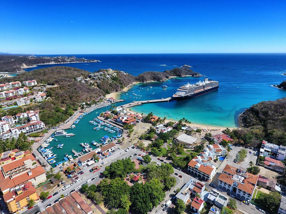 Hotel Diamante Huatulco