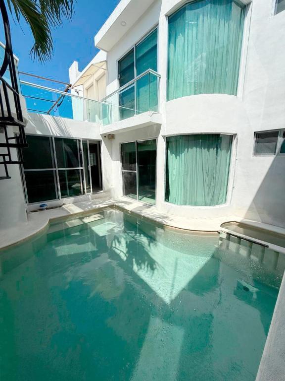Poolside House Progreso