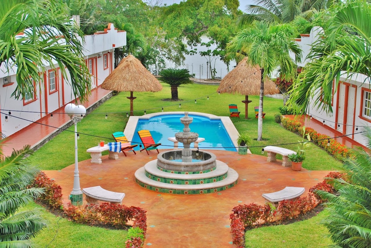 Hotel Lagoon
