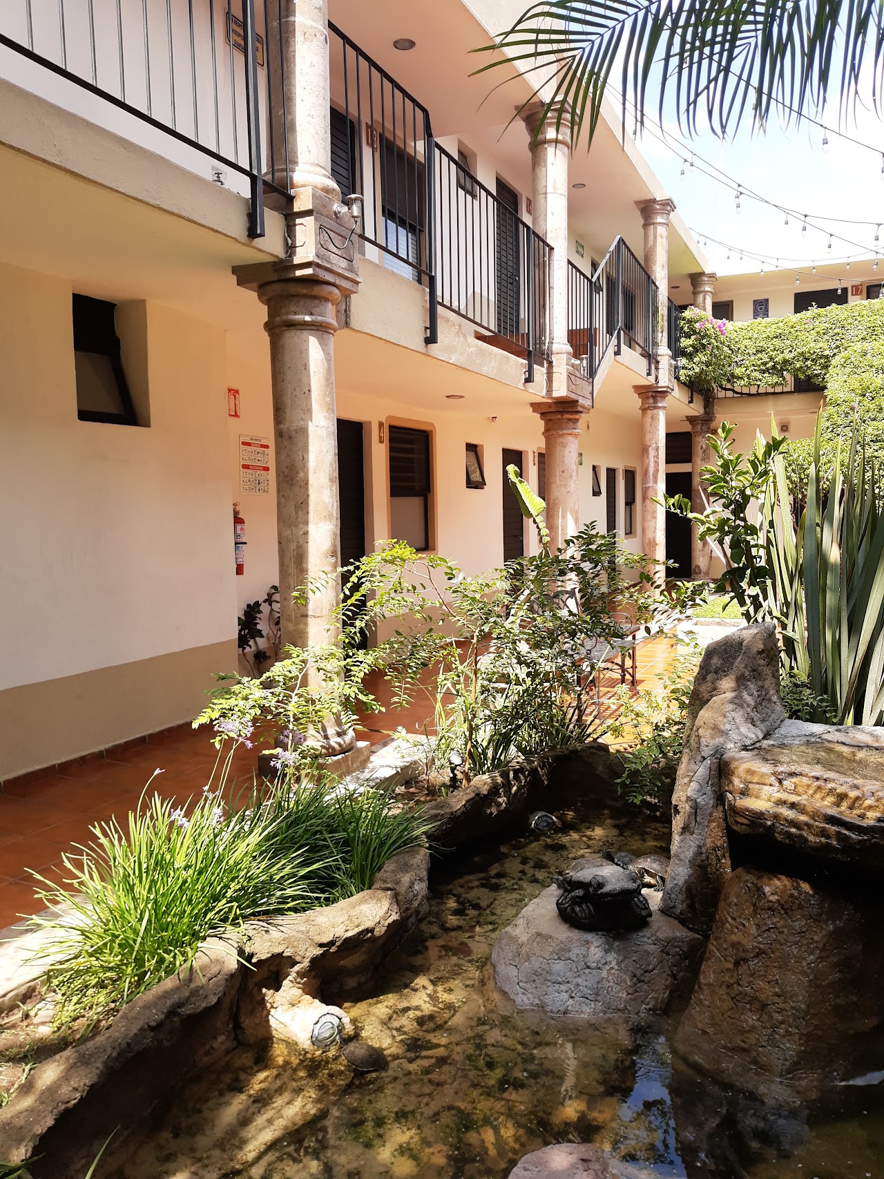 HOTEL Jacarandas
