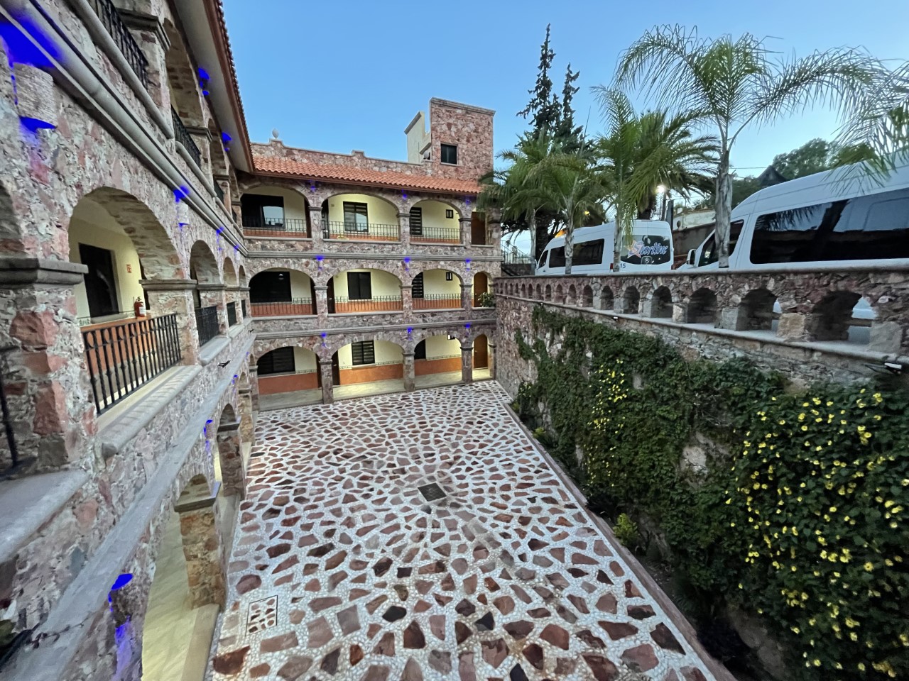 EL ENCANTO