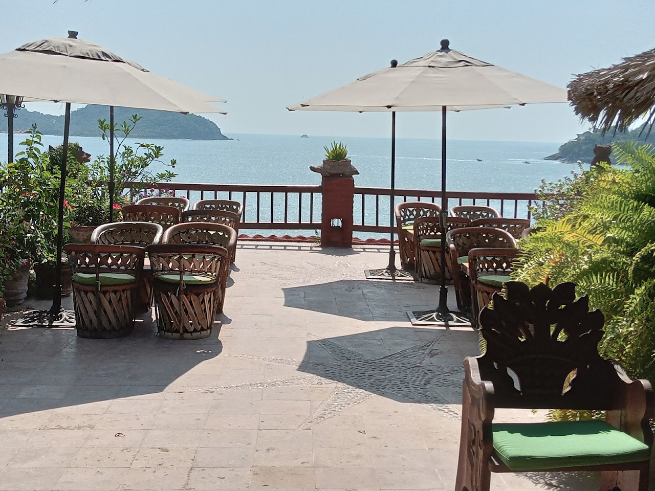 Aura del Mar