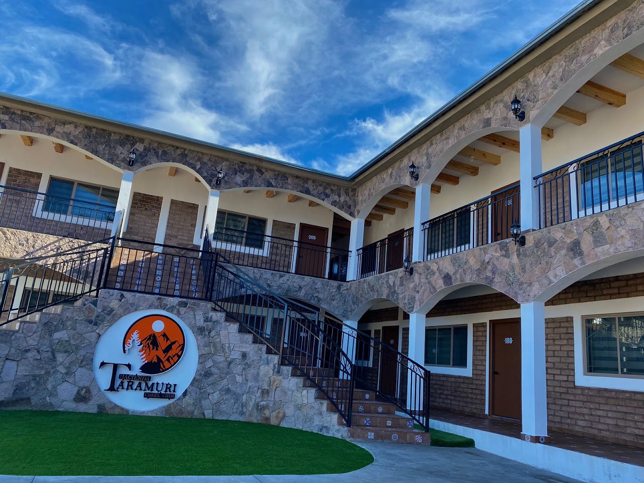 HOTEL HACIENDA TARAMURI