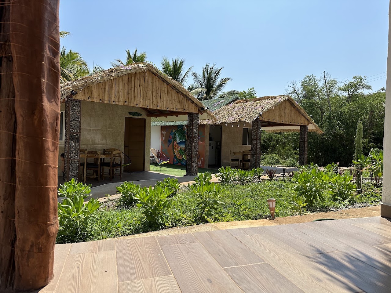 Casas Las Palmas - Bungalows y Casas de renta en Playa la Saladita Surf