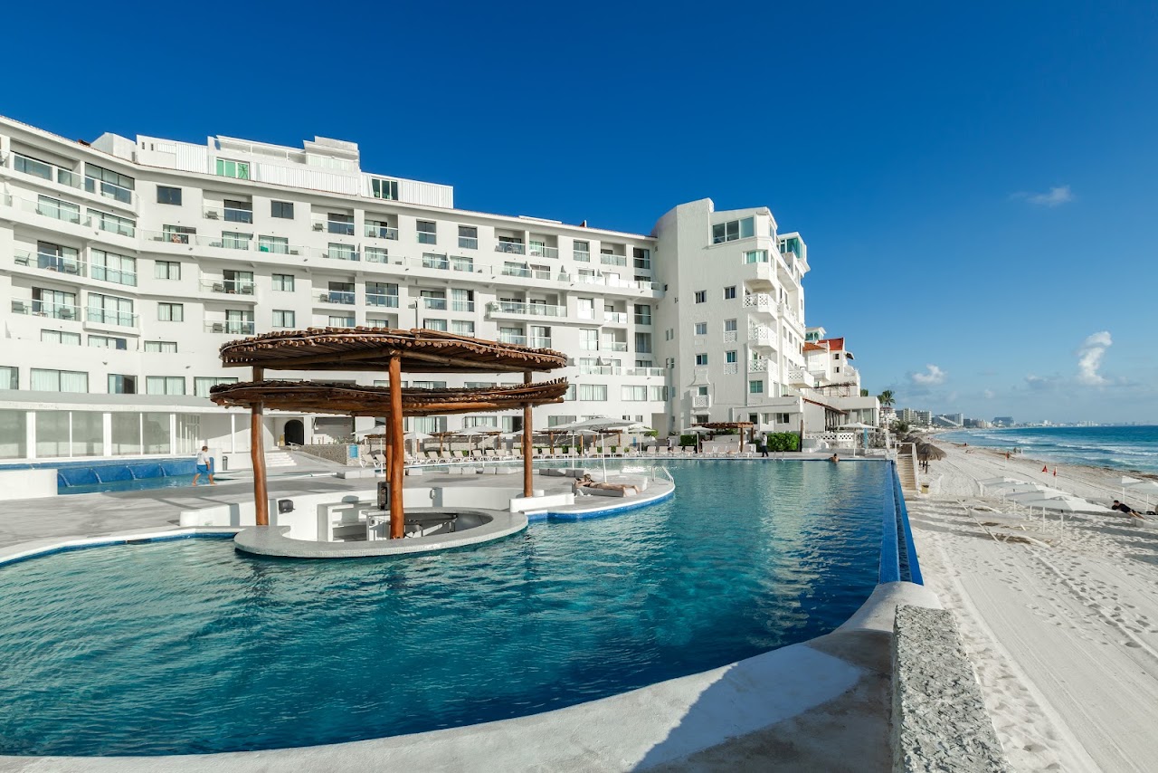 Hotel Cyan Resort & Spa