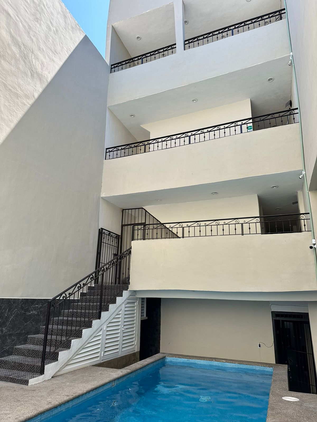 HOTEL ROLO