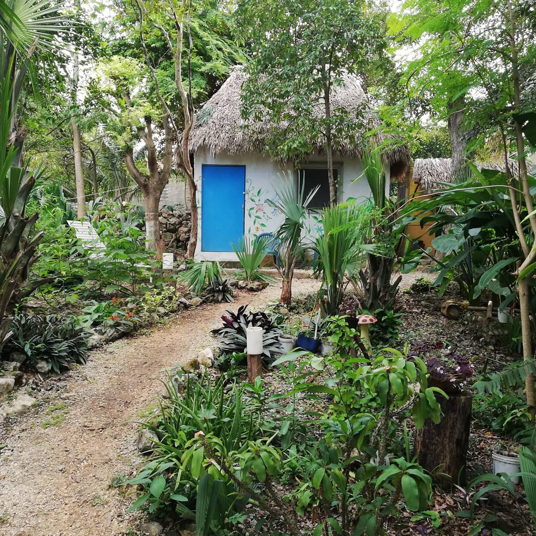 Mayan Bungalow Near Chichén Itza