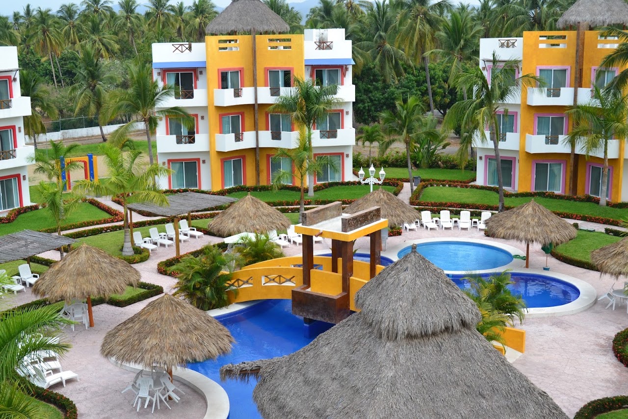 Hotel Villas CocoMango