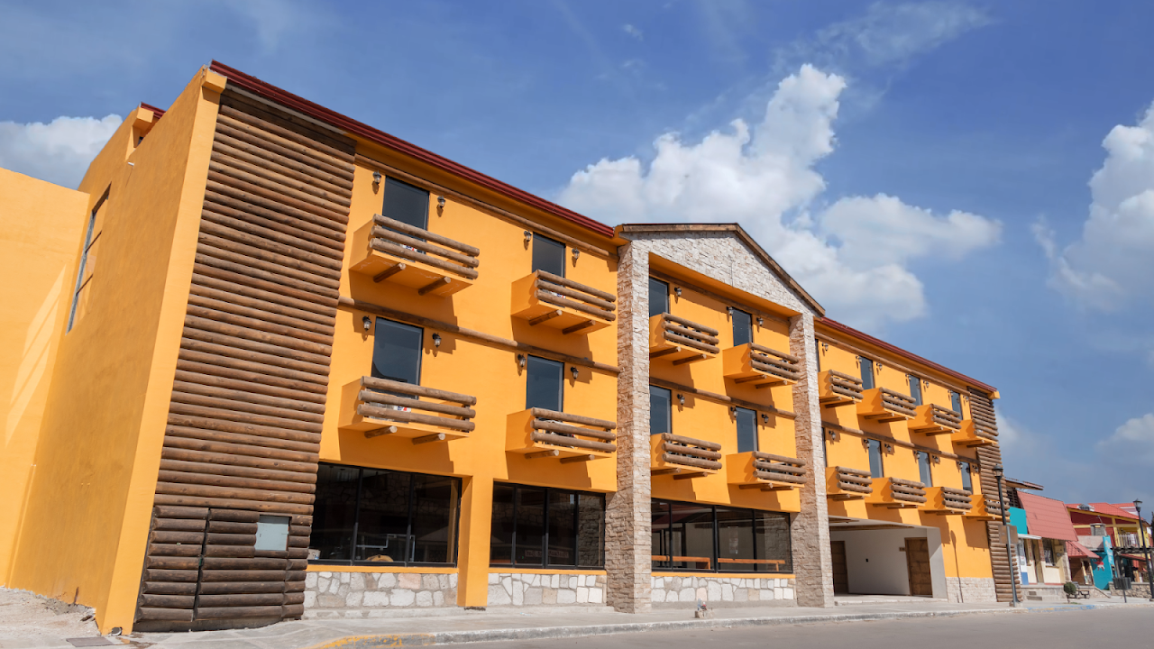 Hotel St. Cruz Plus