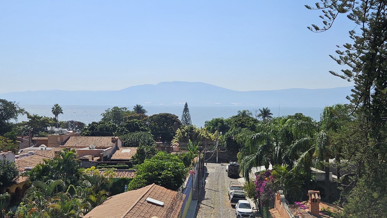 Casa Lirio Ajijic by Restavio