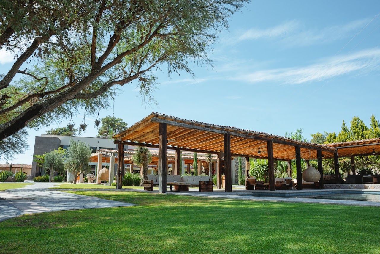 La Capilla Hotel