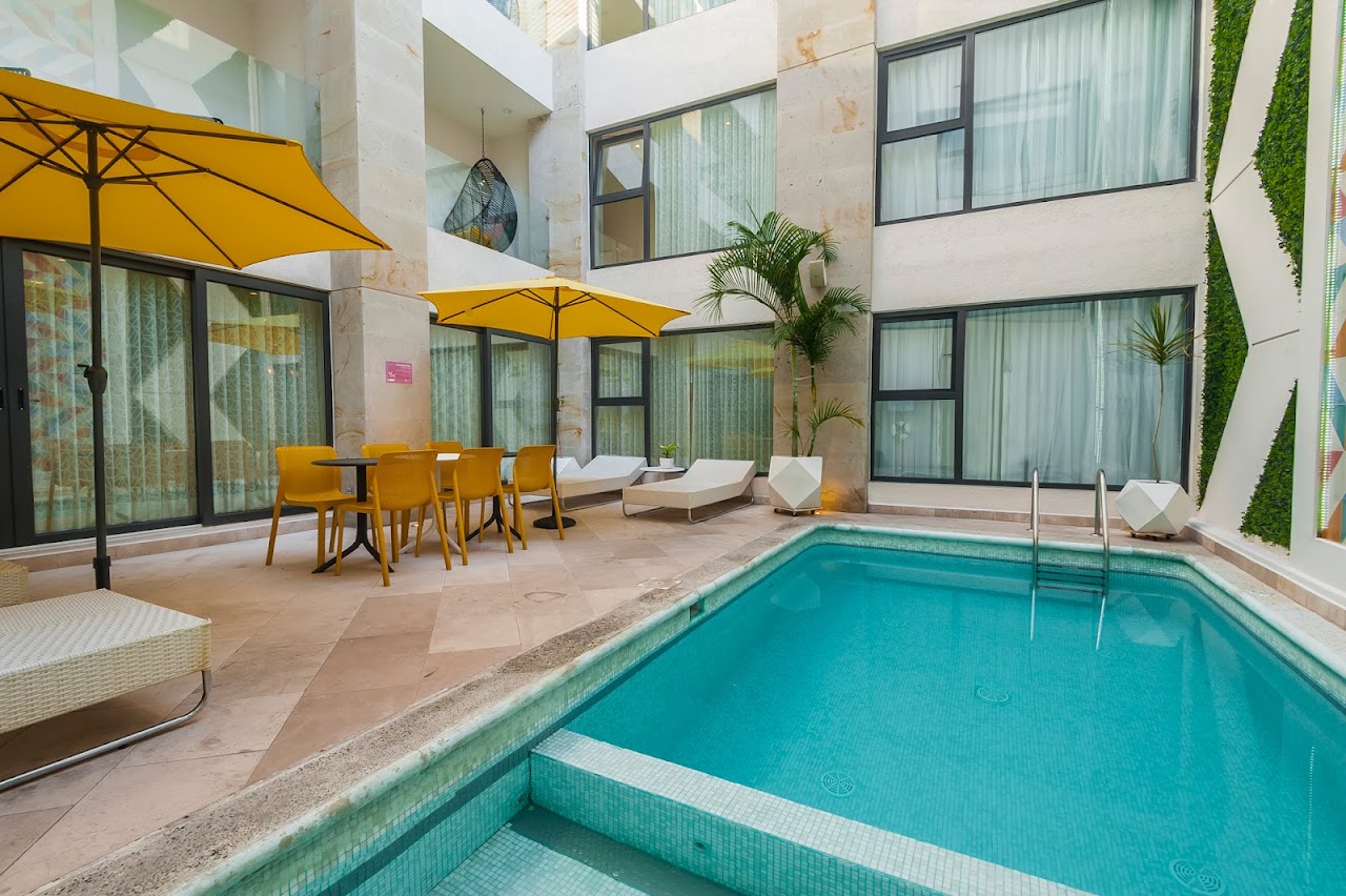 FCH Hotel Providencia - Consulado