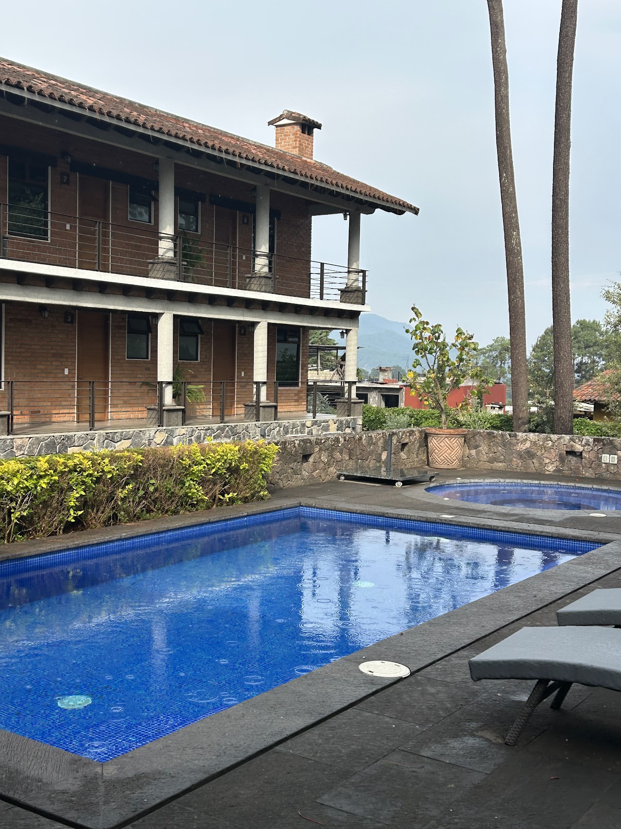 Hotel Roca y Cantera