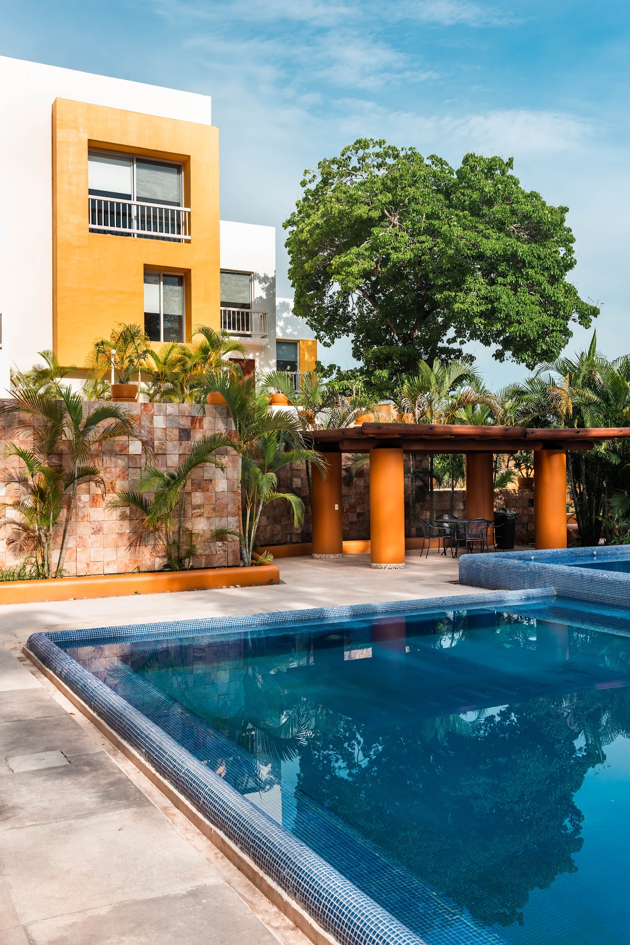 Hotel y Villas IXZI