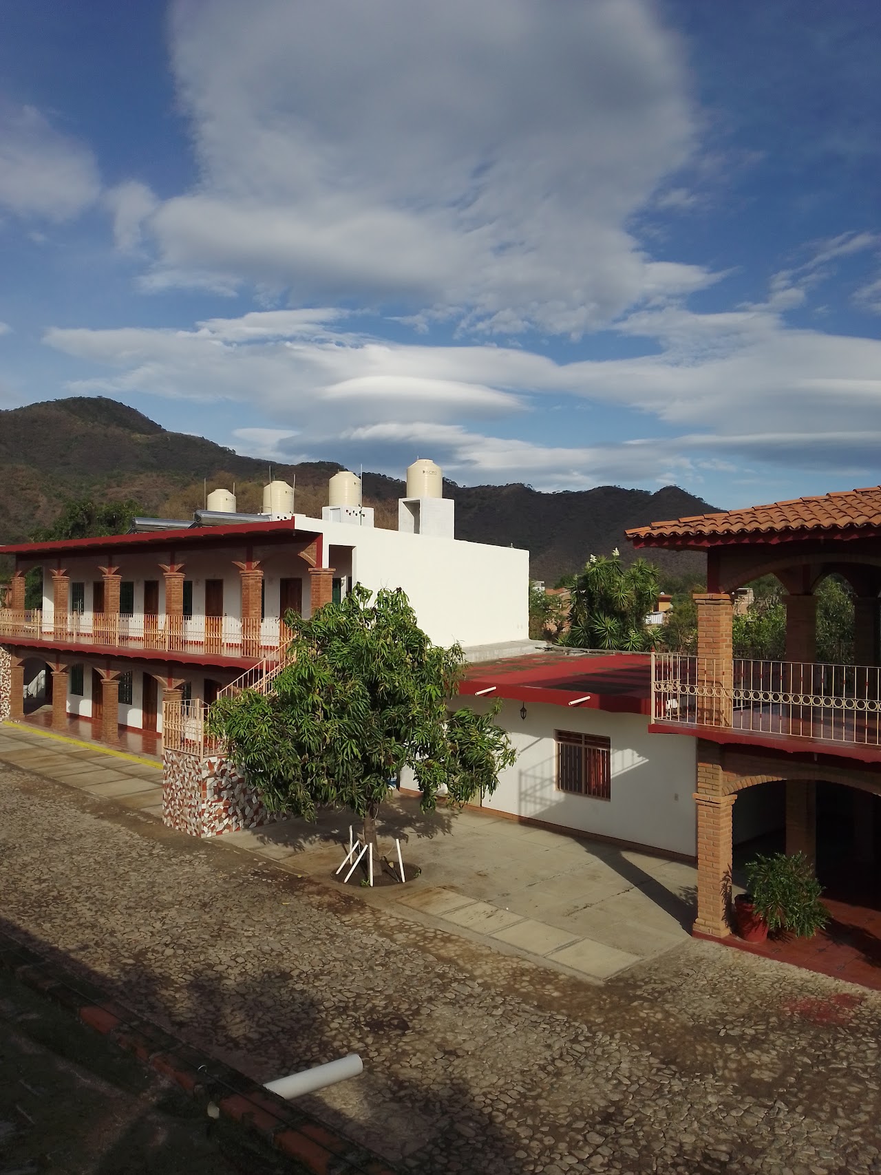 Hotel Los Arcos